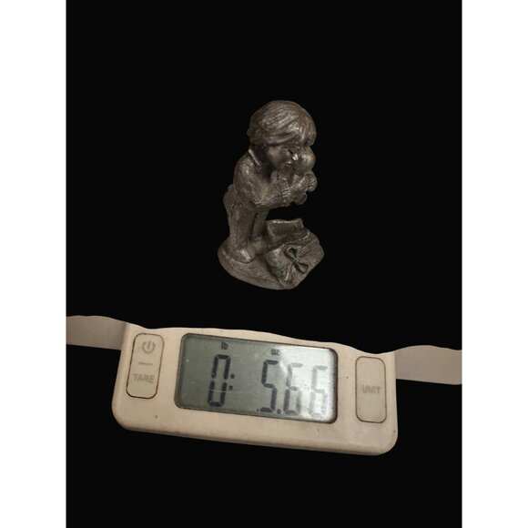 Michael Ricker Pewter Figurine Boy Hugging dog  On Gift Box Cute Collectible - Picture 6 of 6